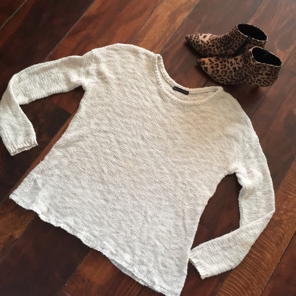 Brandy Melville Tops - Brandy Melville fuzzy knitted cotton sweater